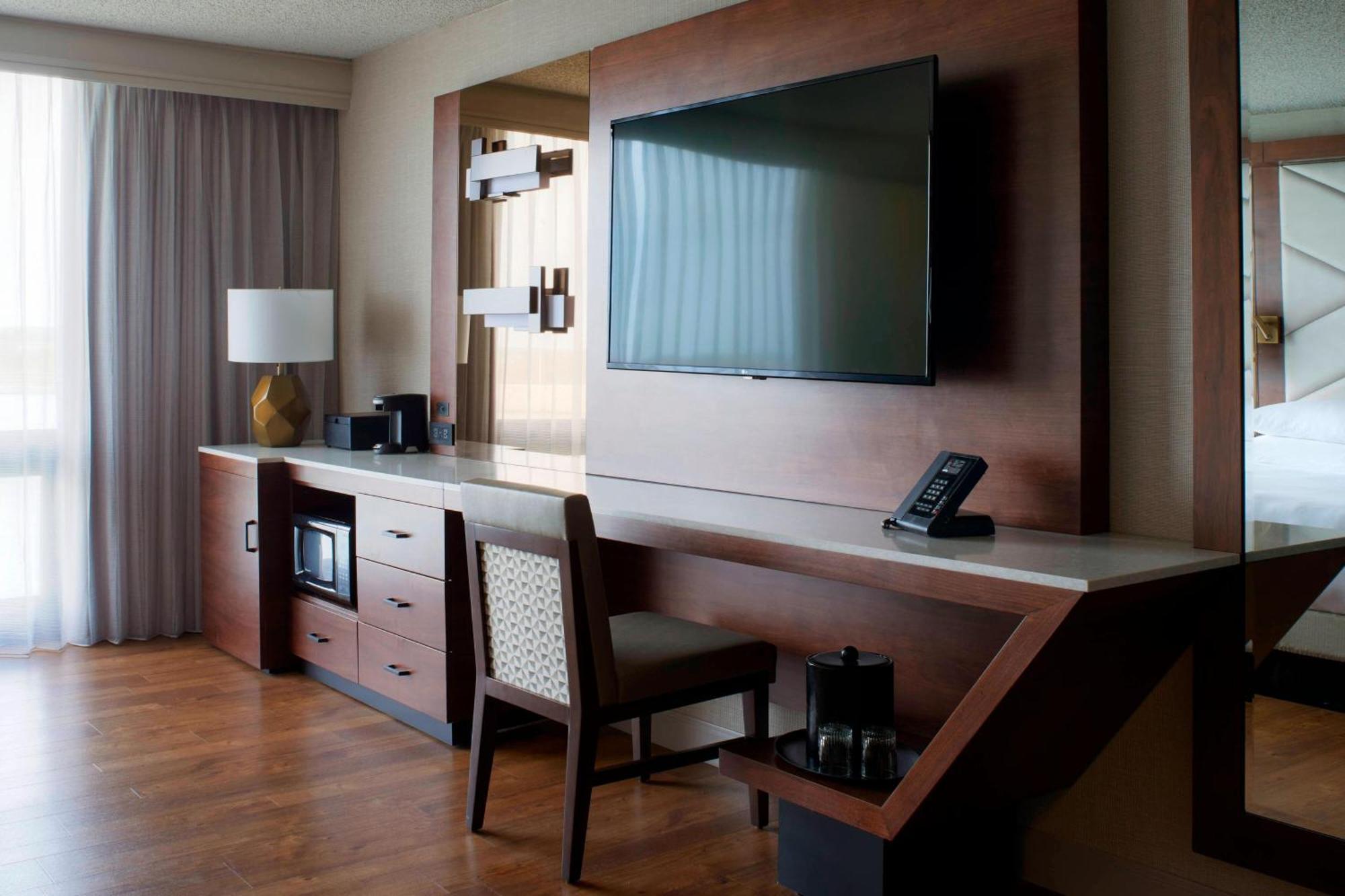 Kansas City Airport Marriott Ngoại thất bức ảnh